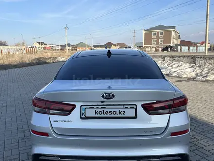 Kia Optima 2018 года за 8 000 000 тг. в Алматы – фото 5