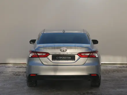 Toyota Camry 2020 года за 13 100 000 тг. в Астана – фото 4