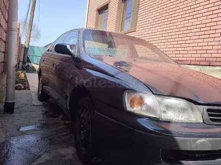 Toyota Carina E 1995 года за 850 000 тг. в Алматы – фото 3