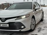 Toyota Camry 2019 годаүшін13 550 000 тг. в Караганда – фото 2