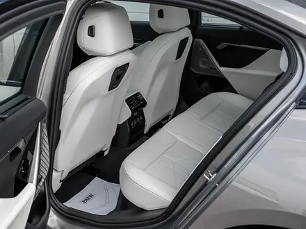 BMW 530 XDrive 2026 года за 56 630 378 тг. в Астана – фото 8