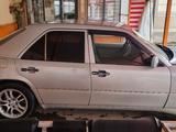 Mercedes-Benz E 230 1991 годаfor2 500 000 тг. в Шымкент – фото 5