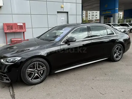 Mercedes-Benz S 450 2024 года за 78 000 000 тг. в Астана – фото 2