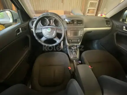 Skoda Yeti 2011 года за 4 200 000 тг. в Алматы – фото 9