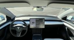 Tesla Model 3 2021 года за 17 000 000 тг. в Караганда – фото 2