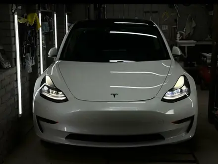 Tesla Model 3 2021 года за 17 000 000 тг. в Караганда