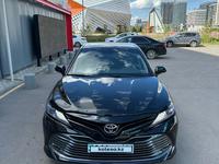 Toyota Camry 2019 года за 14 800 000 тг. в Астана