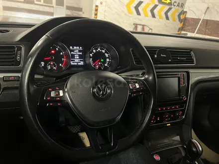 Volkswagen Passat 2018 года за 10 000 000 тг. в Астана – фото 13