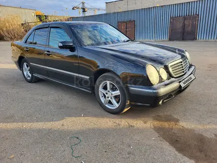 Mercedes-Benz E 240 1999 года за 5 000 000 тг. в Усть-Каменогорск – фото 13