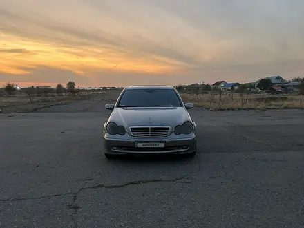 Mercedes-Benz C 180 2003 года за 3 000 000 тг. в Алматы