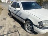 Mercedes-Benz C 200 1994 годаүшін1 400 000 тг. в Караганда – фото 2