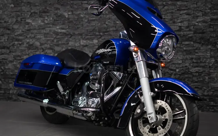 Harley-Davidson  FLHX Street Glide BATYR MOTO Рассрочка 0% Осенние Скидки!!! 2016 года за 8 960 000 тг. в Алматы