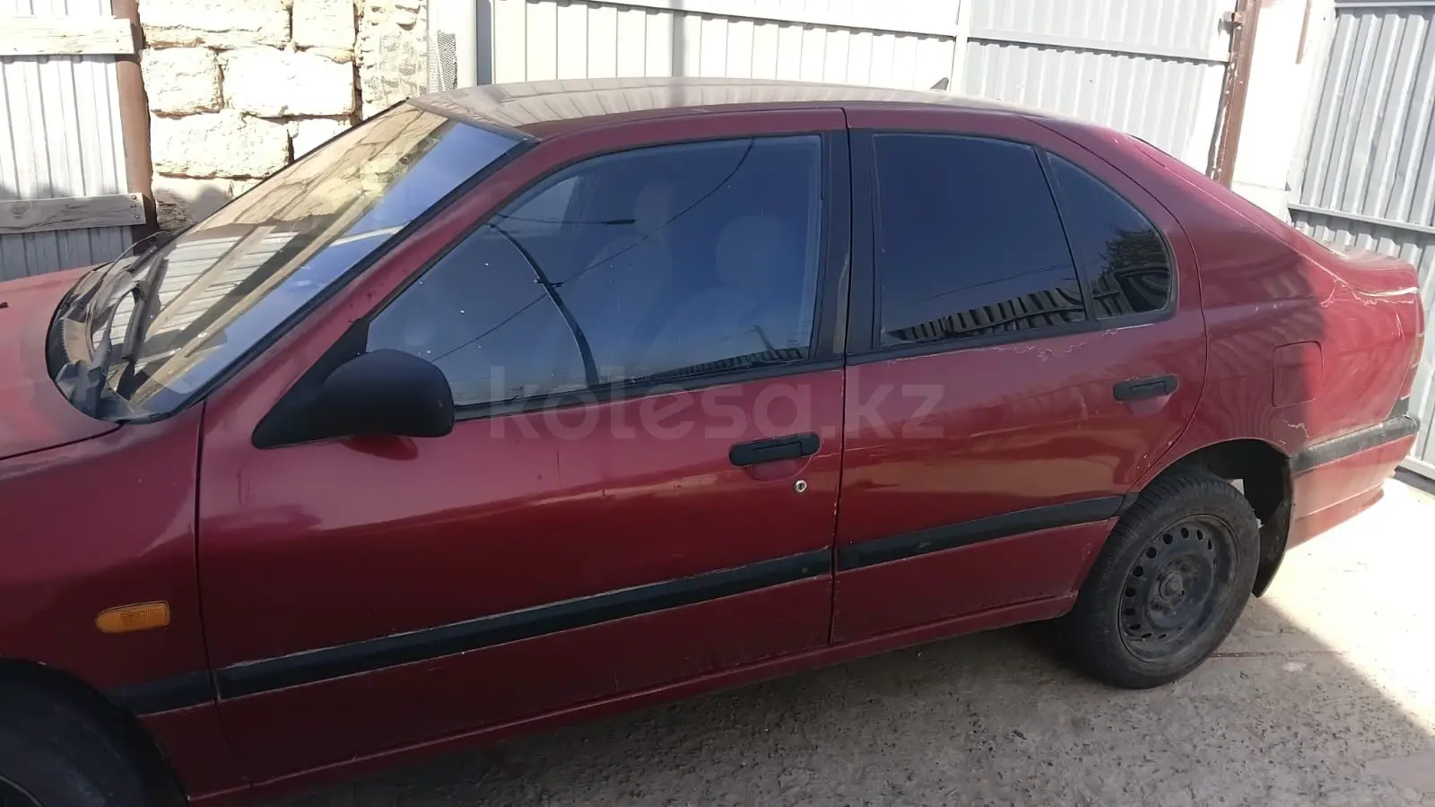 Nissan Primera, 1998