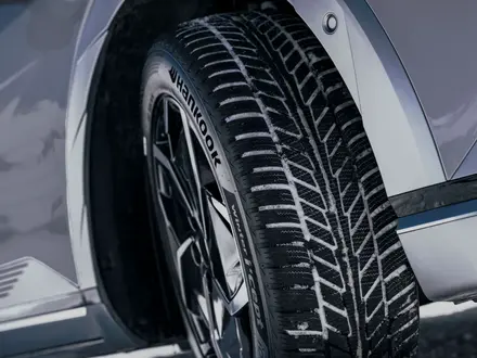 Hankook Winter i'cept iON X IW01A 265/40R22 295/35R22 за 450 000 тг. в Астана – фото 6