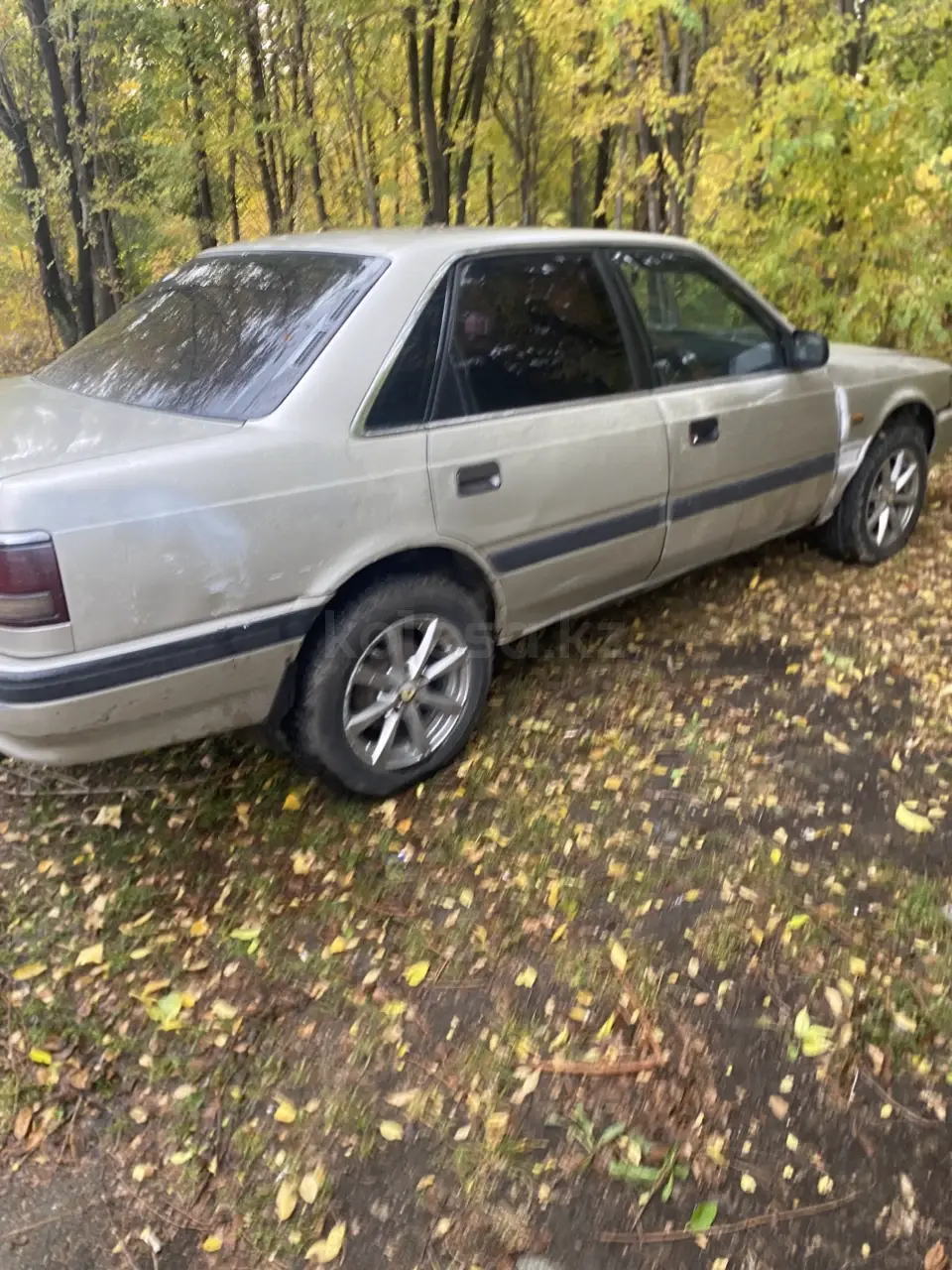 Mazda 626, 1990
