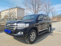 Toyota Land Cruiser 2017 года за 35 000 000 тг. в Астана