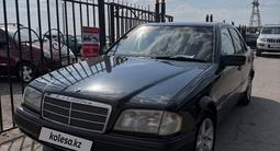 Mercedes-Benz C 180 1996 года за 1 220 000 тг. в Шымкент – фото 2