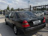Mercedes-Benz C 180 1996 года за 1 220 000 тг. в Шымкент – фото 4