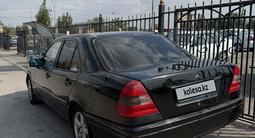 Mercedes-Benz C 180 1996 года за 1 220 000 тг. в Шымкент – фото 4