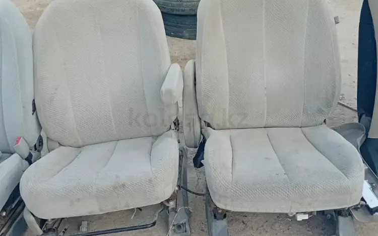Сиденье велюр Toyota Sienna 2012гүшін100 000 тг. в Атырау