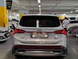 Hyundai Santa Fe 2021 годаүшін15 500 000 тг. в Алматы – фото 2