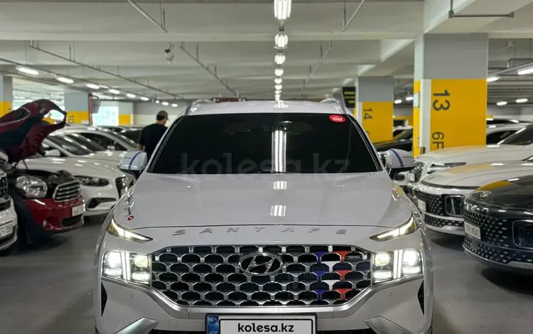 Hyundai Santa Fe 2021 года за 15 500 000 тг. в Алматы