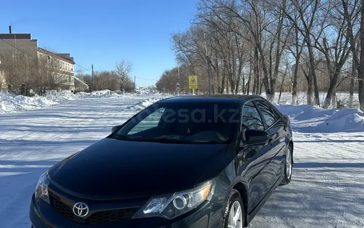 Toyota Camry 2014 годаfor8 400 000 тг. в Семей