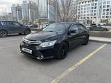 Toyota Camry 2015 года за 11 000 000 тг. в Астана – фото 2