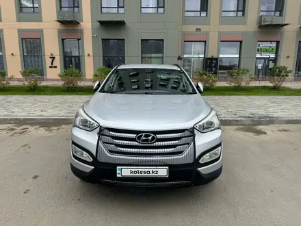 Hyundai Santa Fe 2014 года за 9 000 000 тг. в Астана