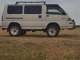 Mitsubishi L300 1994 года за 3 750 000 тг. в Тараз – фото 2