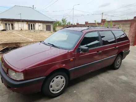 Volkswagen Passat 1993 года за 1 600 000 тг. в Шымкент – фото 9