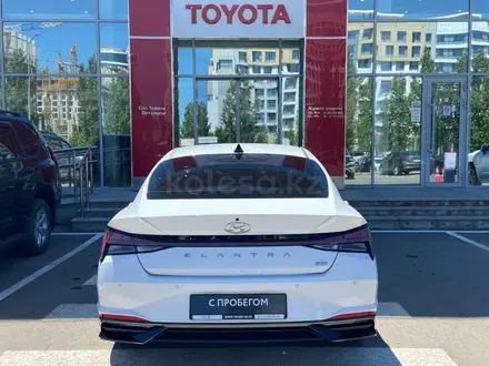 Hyundai Elantra 2023 года за 11 100 000 тг. в Астана – фото 4