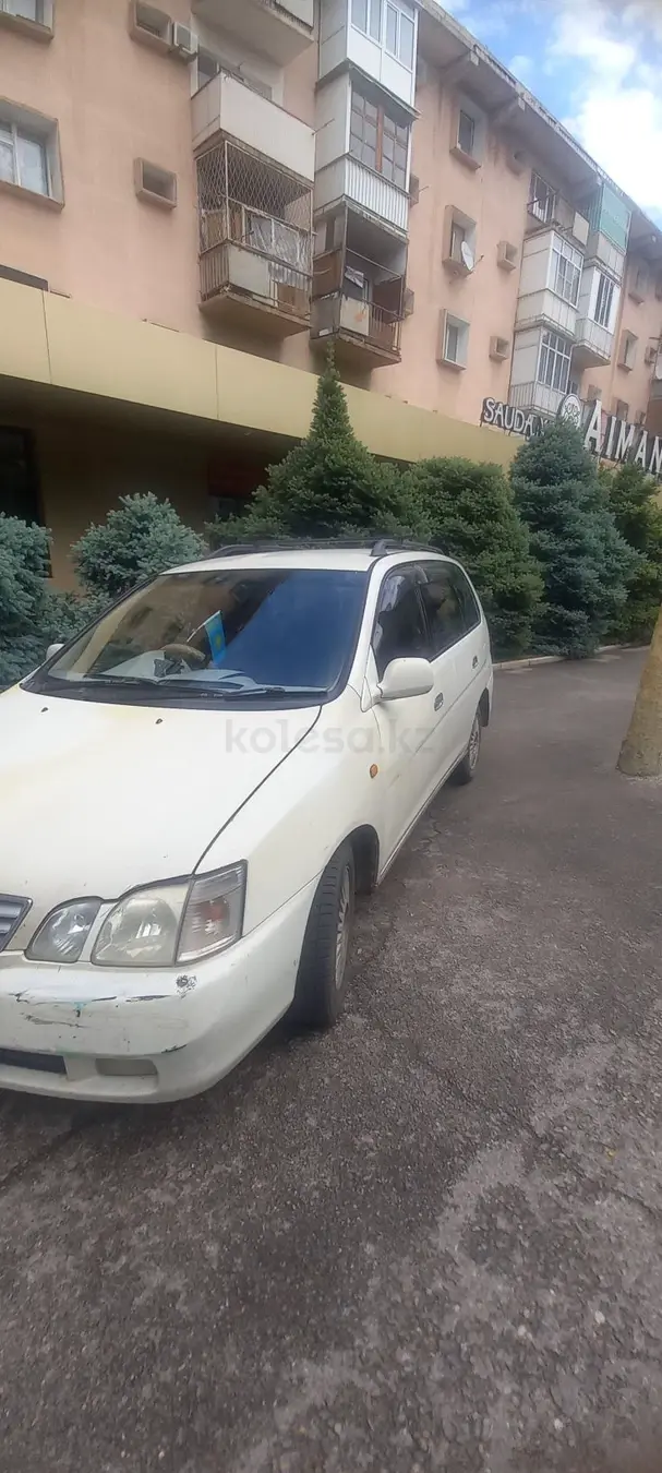 Toyota Gaia, 1999