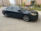 Toyota Camry 2015 года за 6 400 000 тг. в Актобе – фото 4