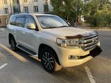 Toyota Land Cruiser 2018 года за 33 000 000 тг. в Петропавловск – фото 5