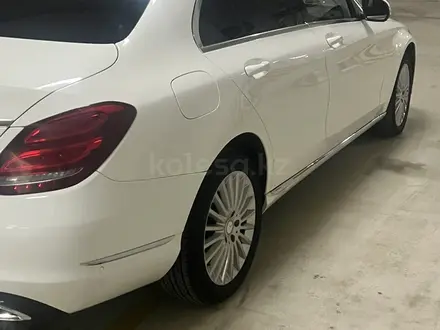 Mercedes-Benz C 180 2015 годаүшін10 000 000 тг. в Астана – фото 6