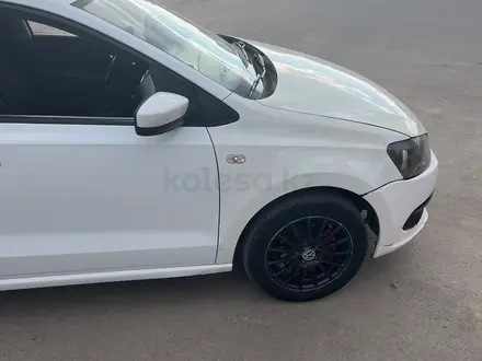 Volkswagen Polo 2015 года за 3 495 797 тг. в Костанай – фото 4