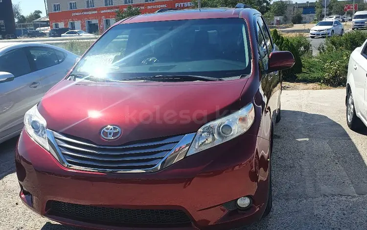 Toyota Sienna 2015 годаfor9 500 000 тг. в Алматы