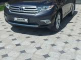 Toyota Highlander 2013 годаfor14 300 000 тг. в Шымкент