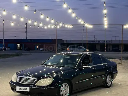 Mercedes-Benz S 500 1999 года за 4 500 000 тг. в Атырау – фото 4