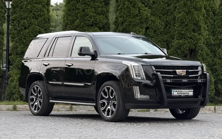 Cadillac Escalade 2019 года за 38 000 000 тг. в Алматы