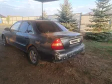 Hyundai Sonata, 1998