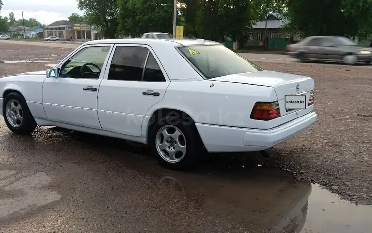 Mercedes-Benz E 200 1991 года за 1 600 000 тг. в Мерке