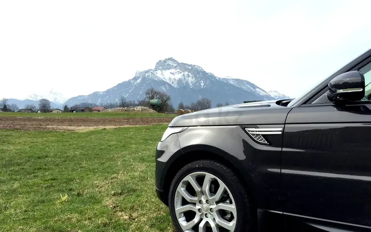 Land Rover Range Rover Sport 2014 года за 25 000 000 тг. в Алматы