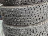 Шины б/у MICHELIN 215 70 R16 за 55 000 тг. в Шымкент
