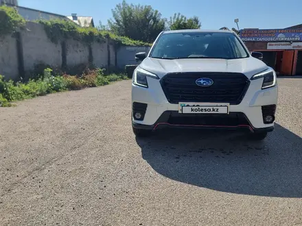 Subaru Forester 2023 года за 19 000 000 тг. в Усть-Каменогорск – фото 4