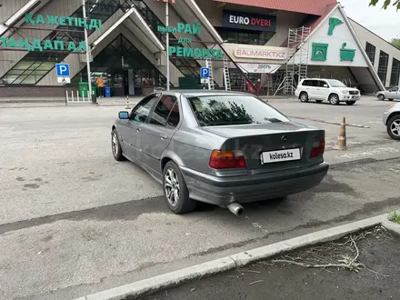BMW 320 1994 года за 2 400 000 тг. в Алматы – фото 12