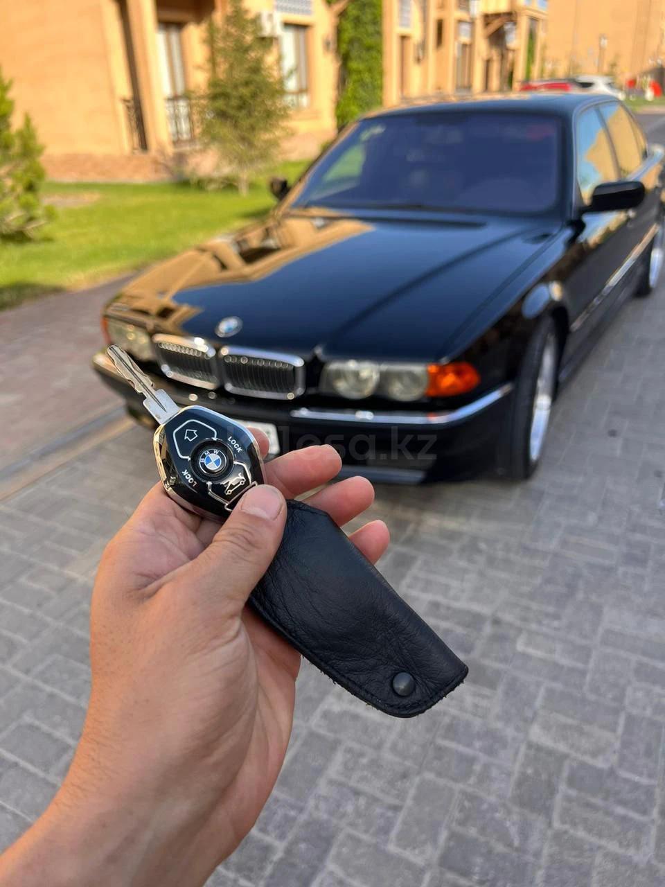 BMW 740 2000 г.