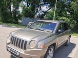 Jeep Compass 2008 годаүшін3 900 000 тг. в Алматы – фото 2