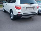 Toyota Highlander 2012 года за 12 000 000 тг. в Караганда